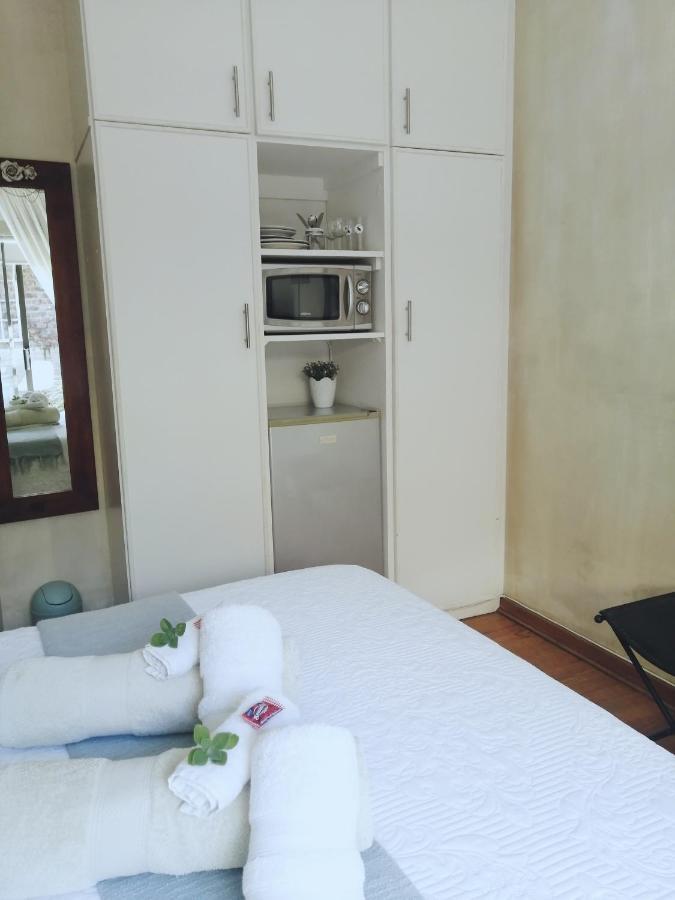 Guest house Ons Huisie - No Loadshedding 4*